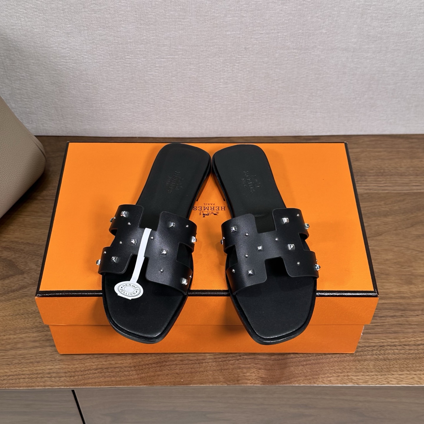 NO:446711,Hermes H slippers Oran sandals series——————————————————————————————————————————————————————————————————————————————————————————————————————————————————————————————————————————————————————————————————————————————————————————————————————————————————————————————————————————————————————————————————————————————————————————————————————————————————————————————————————————————————————————————————————————————————————————————————————————————————————————————————————————————————————————————————————————————————————————————————————————————————19860909Hermes 爱马仕H拖鞋Oran凉鞋系列———————————时尚又百搭 超级舒服 每个细节都做到极致 原版丝绒面料 原版1:1独家私模鞋面/原版真皮沿条大底  包装: 每对鞋均配有两条H家系列丝巾 SIZE34~43（34.40.41.42.43定制不退不换）,拖鞋,hermes,hermes,sandals,slippers,Women's Shoes