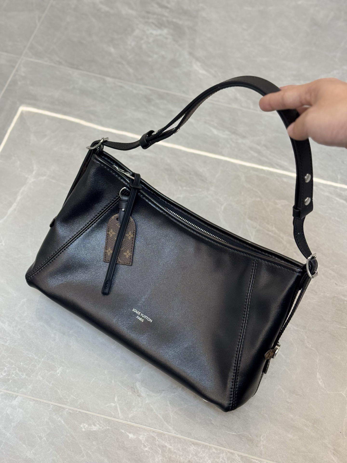 _dmM9stdRG-qQSeb70Ix7Uo9vpdySccyT7L6cxzg