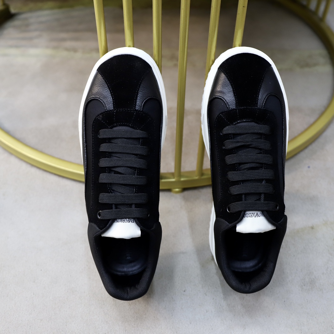 Precio de fábrica: Marca: Armani ARM NI código estándar: 38-44 (45 personalizado) Grado: el mismo si