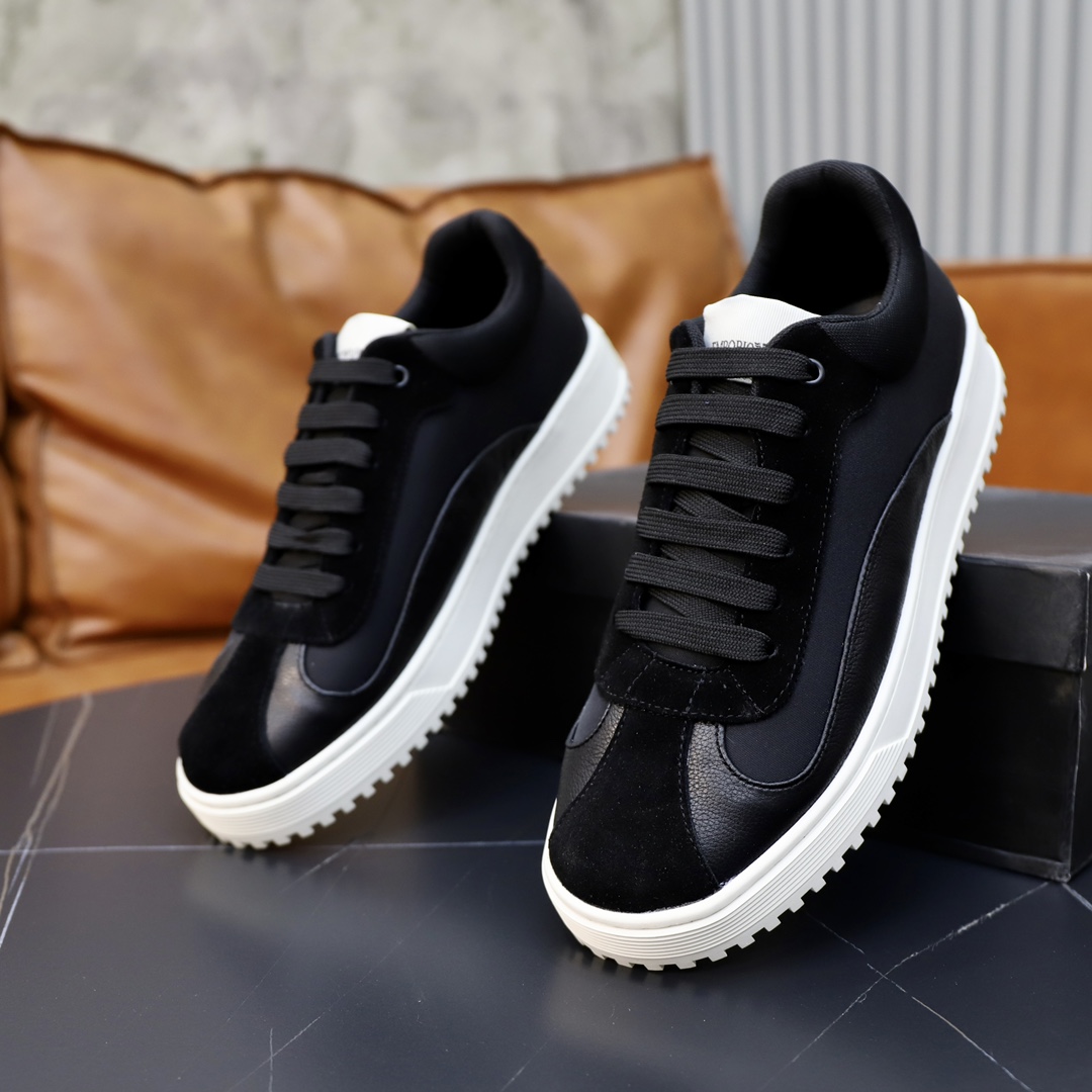 Precio de fábrica: Marca: Armani ARM NI código estándar: 38-44 (45 personalizado) Grado: el mismo si