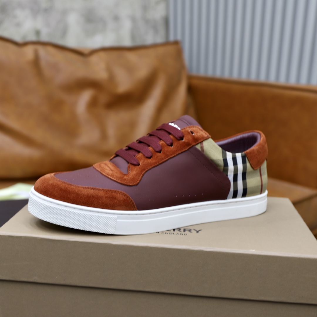 Precio de fábrica:Zapatillas slip-on bajas clásicas de piel de vaca [Burberry]Piel de vaca importada