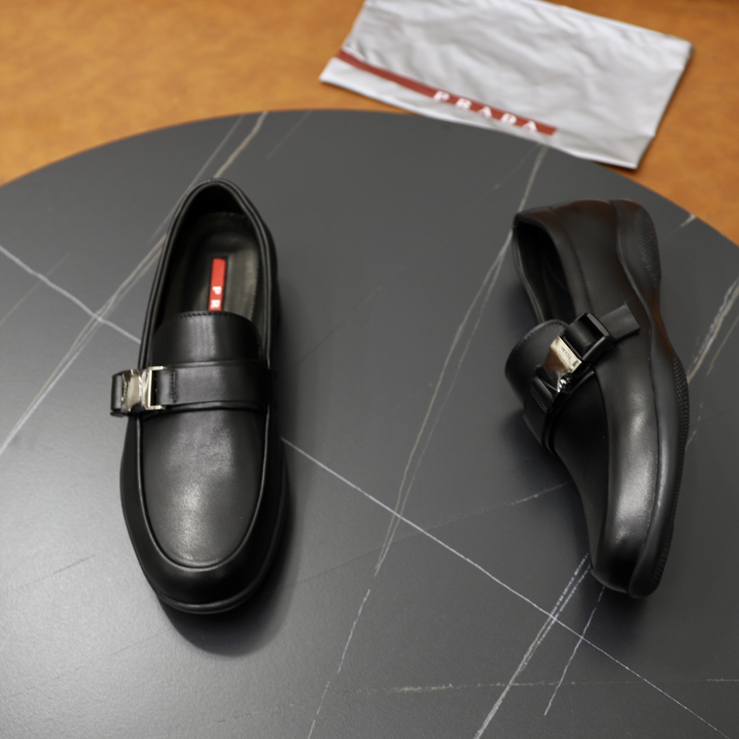 Prada Men's Leather Loafers - Classic Style, Comfortable Fit, Sizes 38-44 7 i1724688397 5974 1