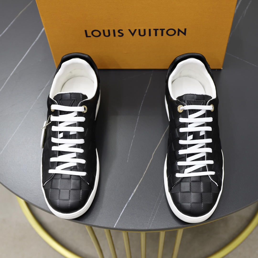 Louis Vuitton Schoenen Skateboardschoenen Koeienhuid Casual