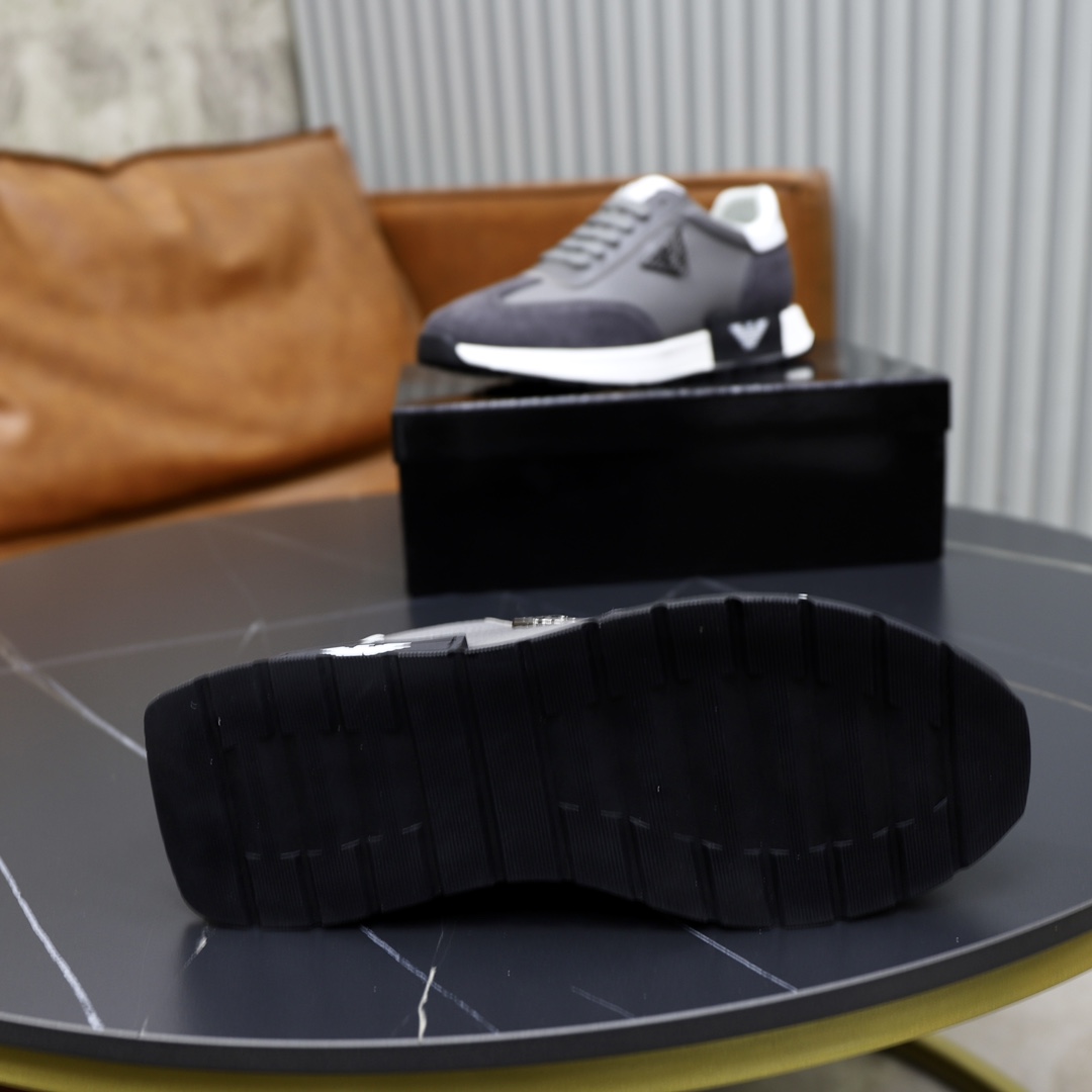 precio de fábrica: marca: Armani ARM NI código estándar: 38-44 (45 personalizado) grado: sitio web o