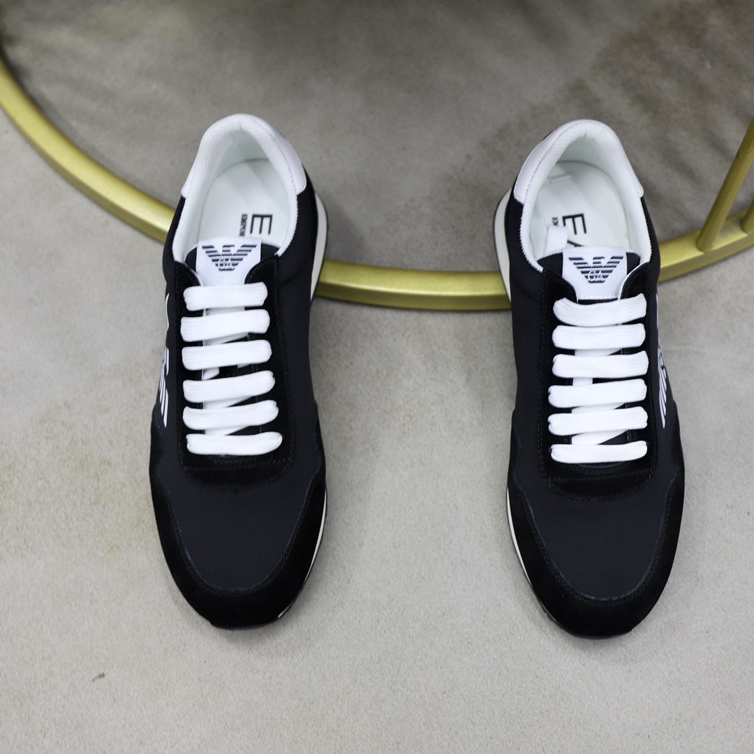 P: Marca: Armani ARM NI código estándar: 39-44 (38, 45 personalizado) Grado: el mismo sitio web ofic
