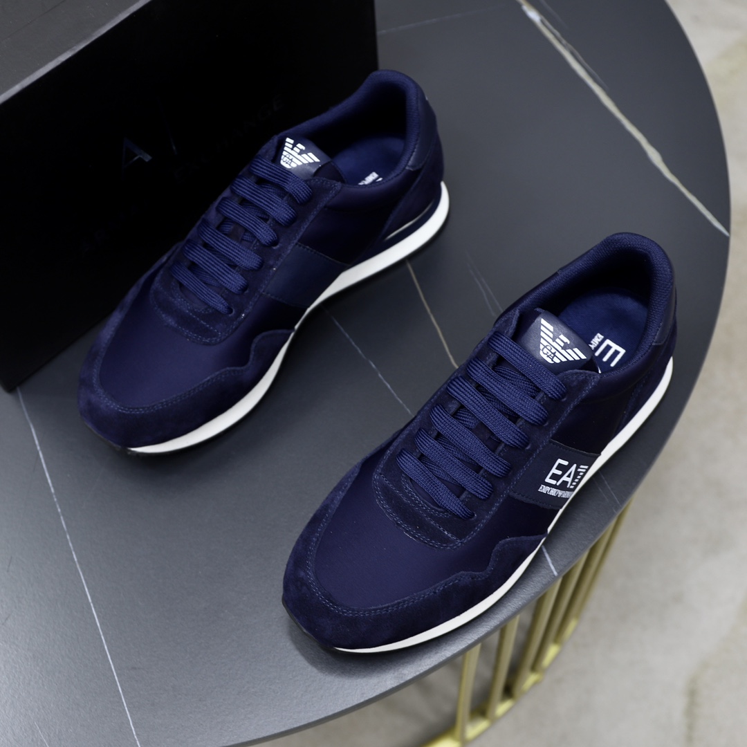 P: Marca: Armani ARM NI código estándar: 39-44 (38, 45 personalizado) Grado: el mismo sitio web ofic