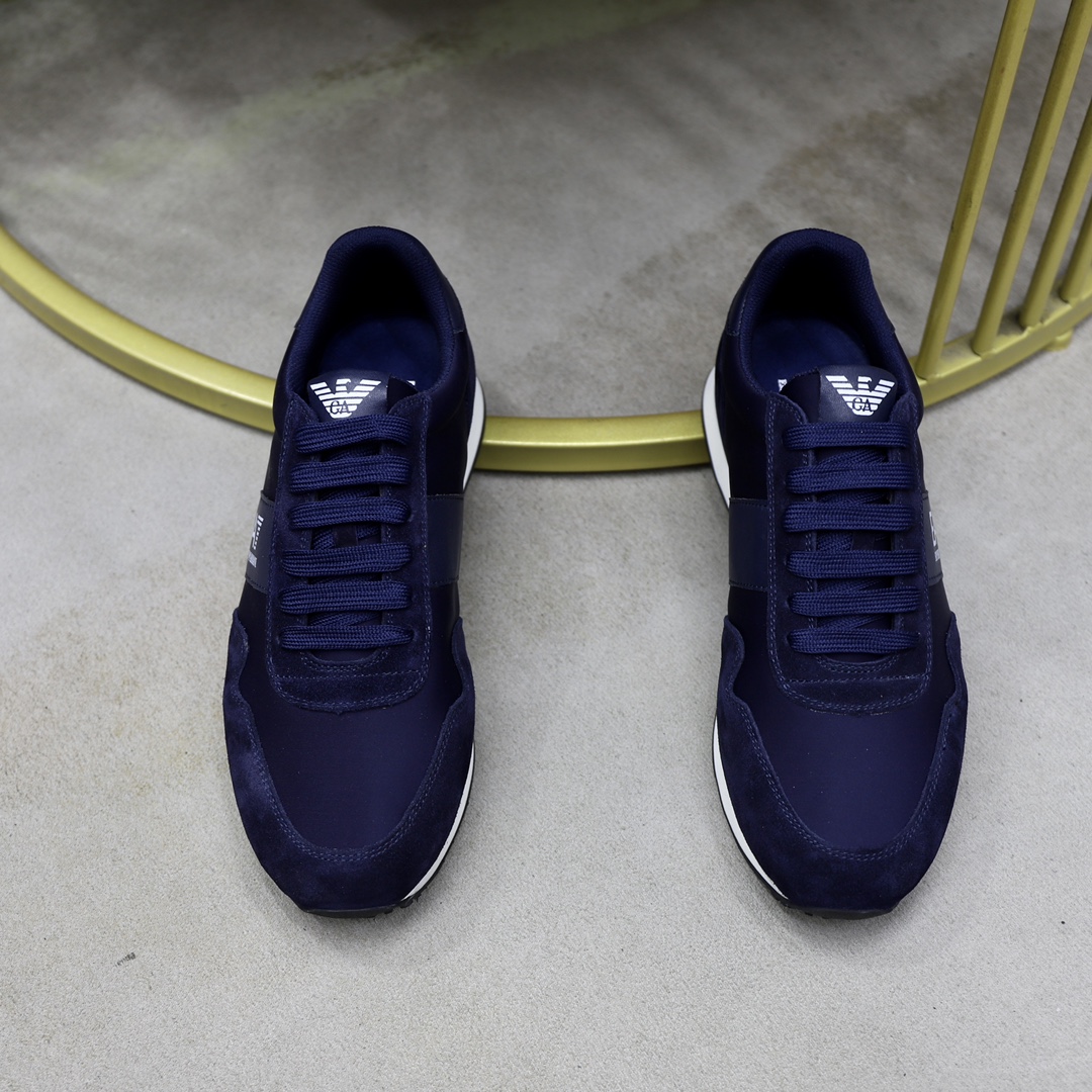 P: Marca: Armani ARM NI código estándar: 39-44 (38, 45 personalizado) Grado: el mismo sitio web ofic