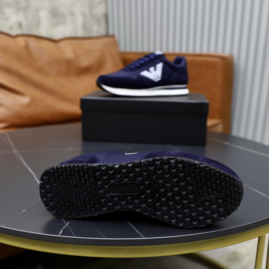 P: Marca: Armani ARM NI código estándar: 39-44 (38, 45 personalizado) Grado: el mismo sitio web ofic
