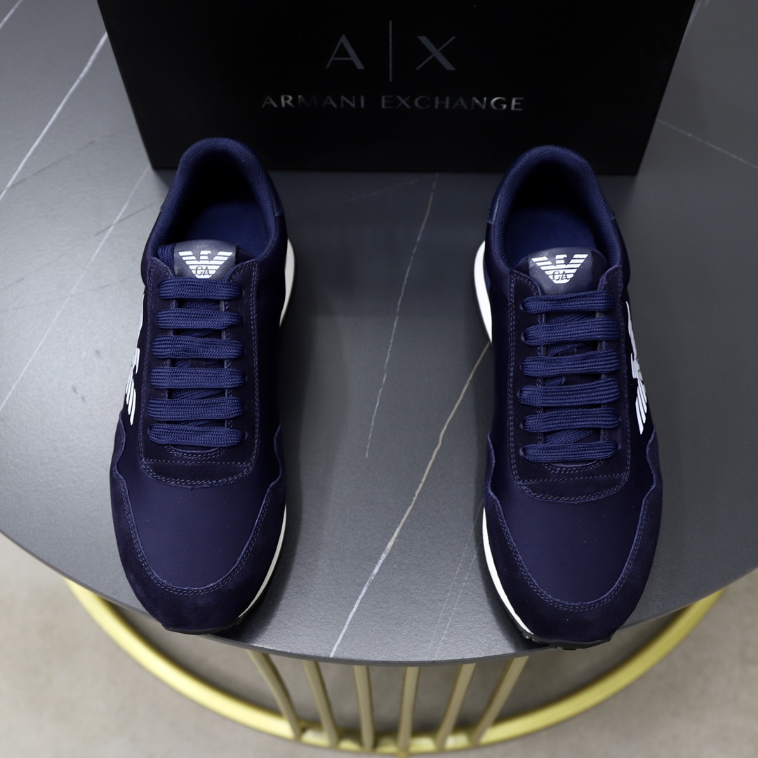 P: Marca: Armani ARM NI código estándar: 39-44 (38, 45 personalizado) Grado: el mismo sitio web ofic