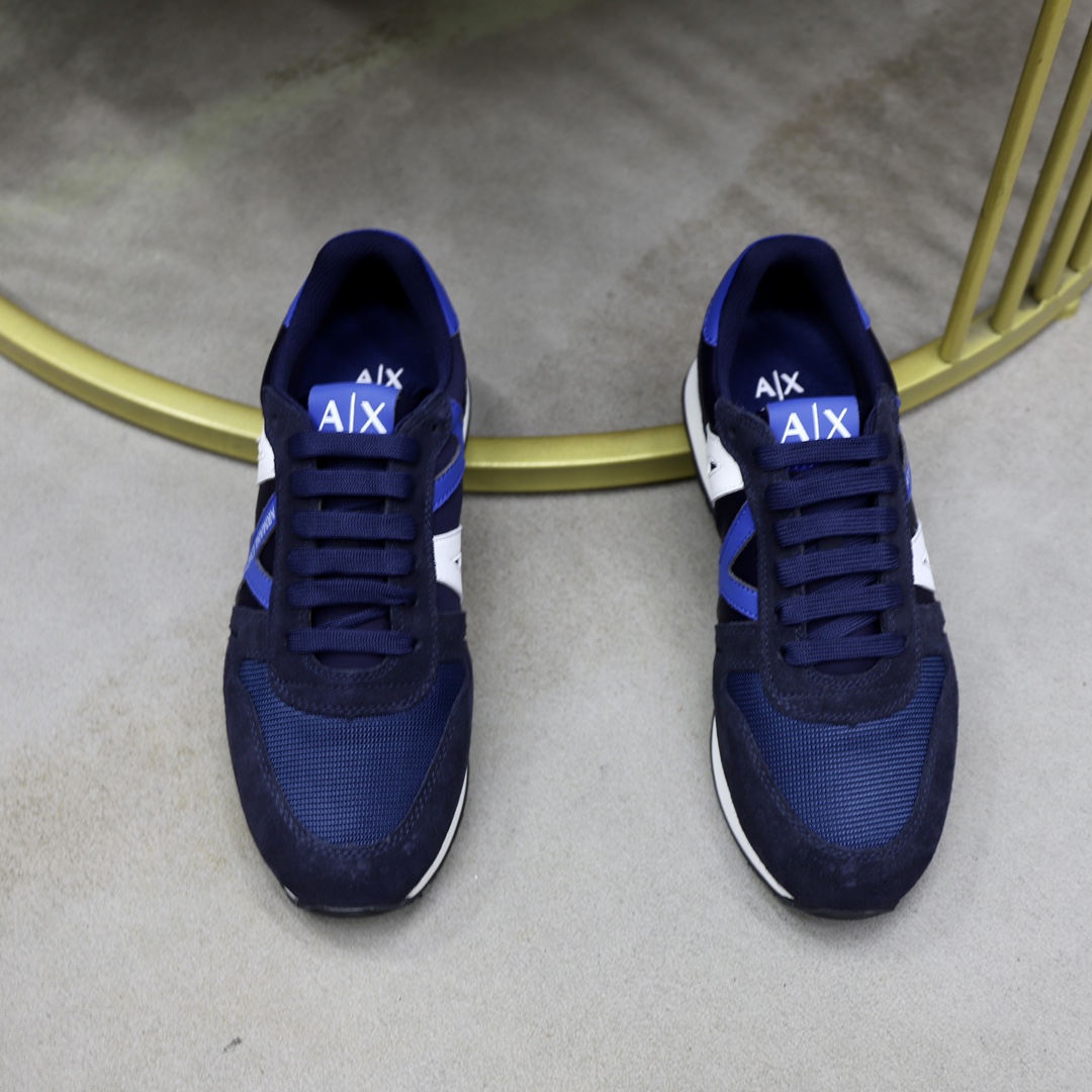 P: Marca: Armani ARM NI código estándar: 39-44 (38, 45 personalizado) Grado: el mismo sitio web ofic