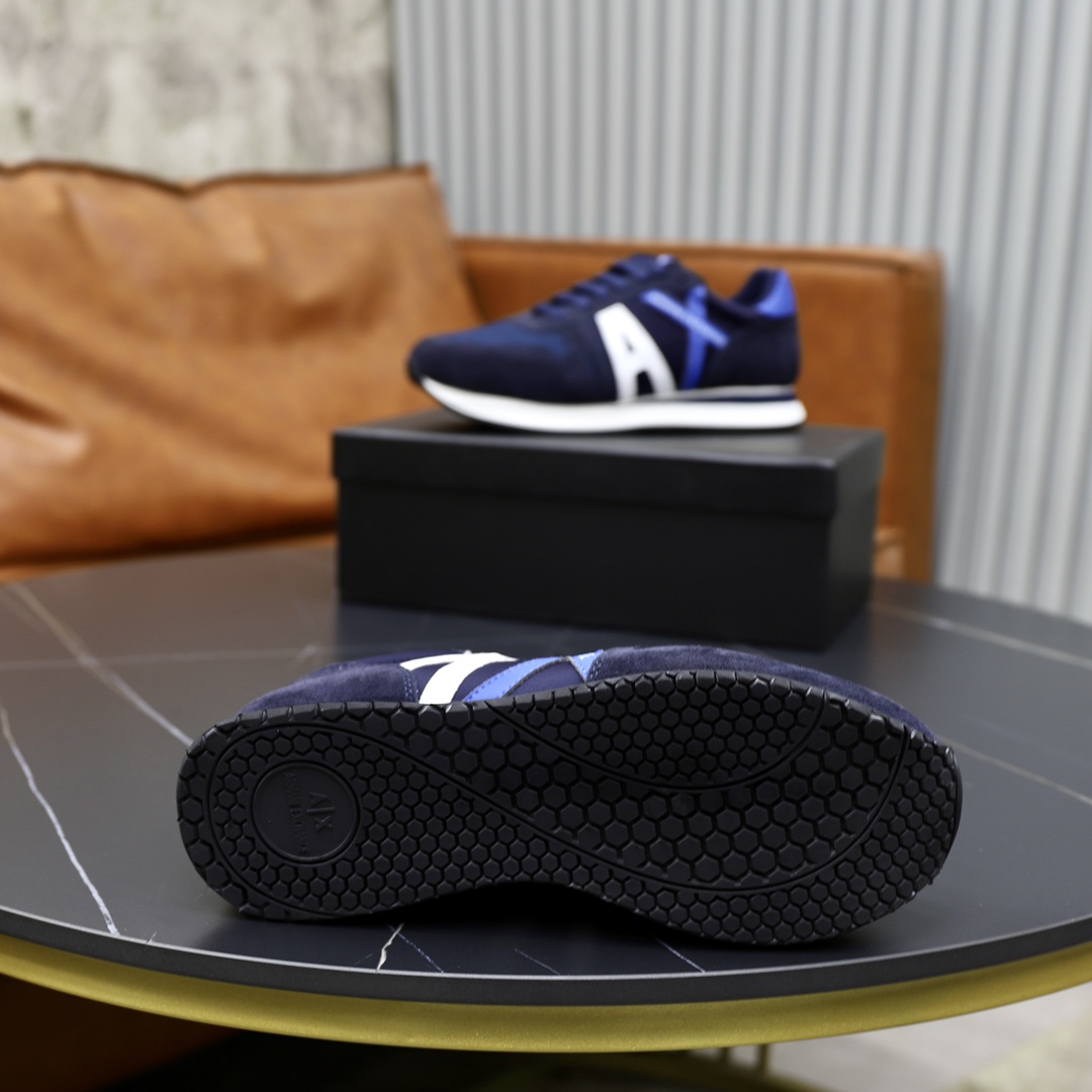 P: Marca: Armani ARM NI código estándar: 39-44 (38, 45 personalizado) Grado: el mismo sitio web ofic