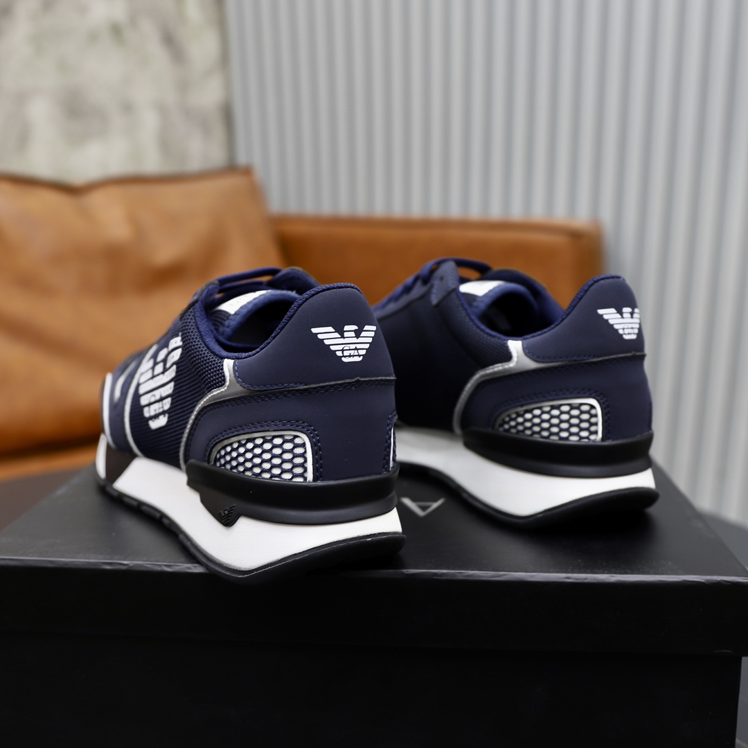 P: Marca: Armani ARM NI código estándar: 39-44 (38, 45 personalizado) Grado: el mismo sitio web ofic