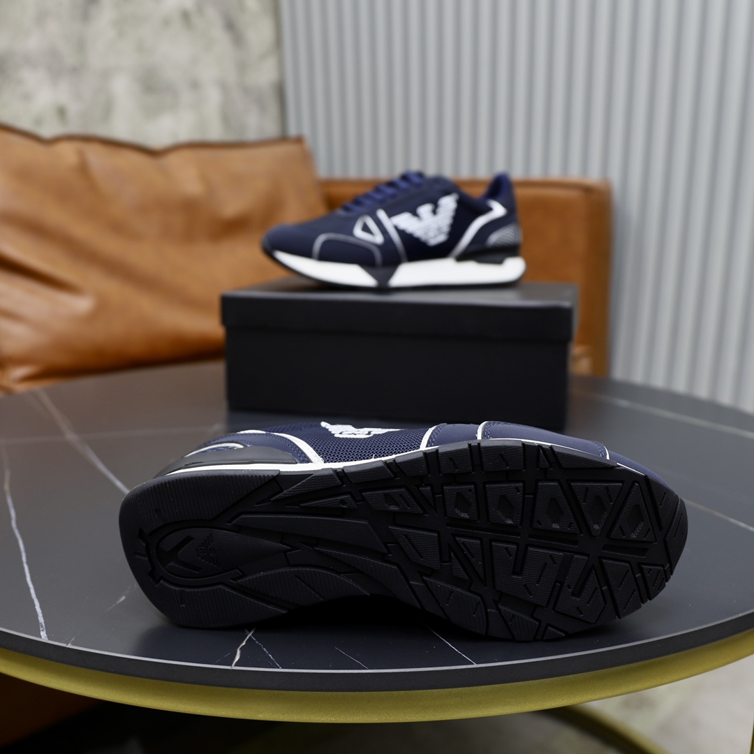 P: Marca: Armani ARM NI código estándar: 39-44 (38, 45 personalizado) Grado: el mismo sitio web ofic