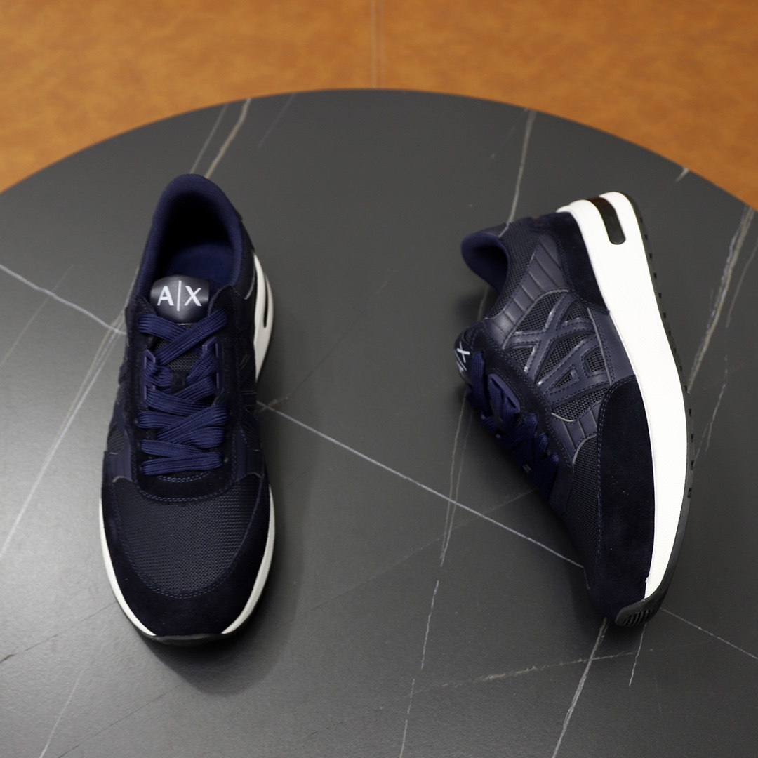 P: Marca: Armani ARM NI código estándar: 39-44 (38, 45 personalizado) Grado: el mismo sitio web ofic