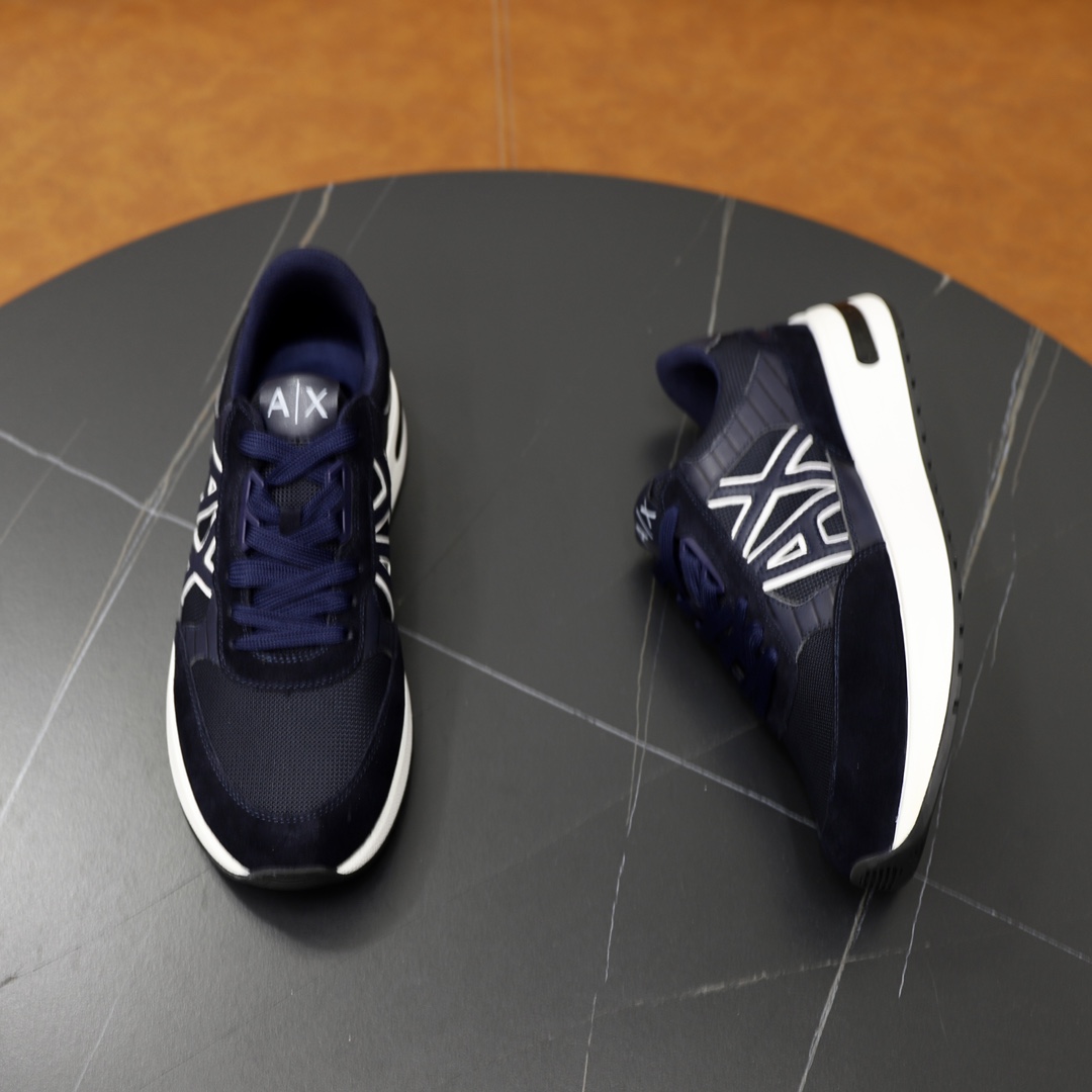 P: Marca: Armani ARM NI código estándar: 39-44 (38, 45 personalizado) Grado: el mismo sitio web ofic