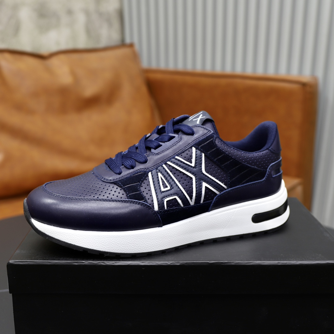 P: Marca: Armani ARM NI código estándar: 39-44 (38, 45 personalizado) Grado: el mismo sitio web ofic