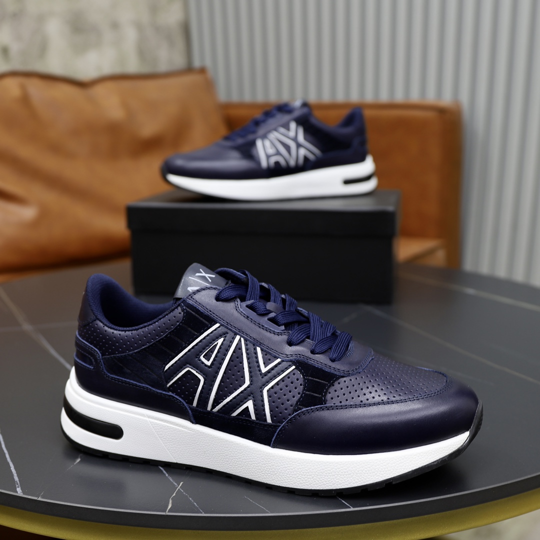 P: Marca: Armani ARM NI código estándar: 39-44 (38, 45 personalizado) Grado: el mismo sitio web ofic