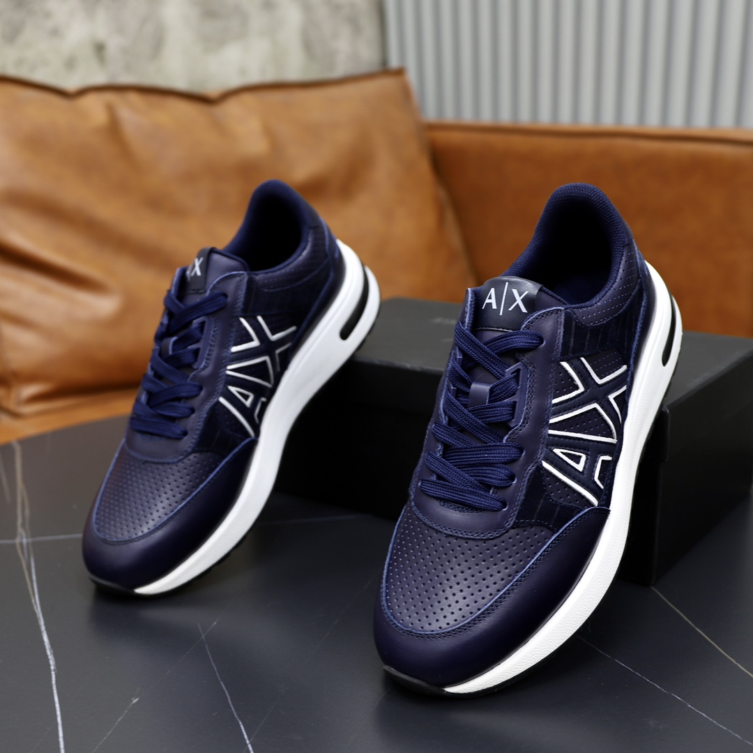 P: Marca: Armani ARM NI código estándar: 39-44 (38, 45 personalizado) Grado: el mismo sitio web ofic