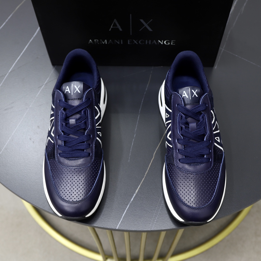 P: Marca: Armani ARM NI código estándar: 39-44 (38, 45 personalizado) Grado: el mismo sitio web ofic