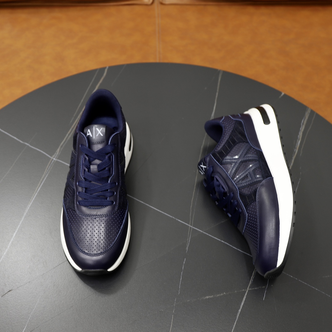 P: Marca: Armani ARM NI código estándar: 39-44 (38, 45 personalizado) Grado: el mismo sitio web ofic