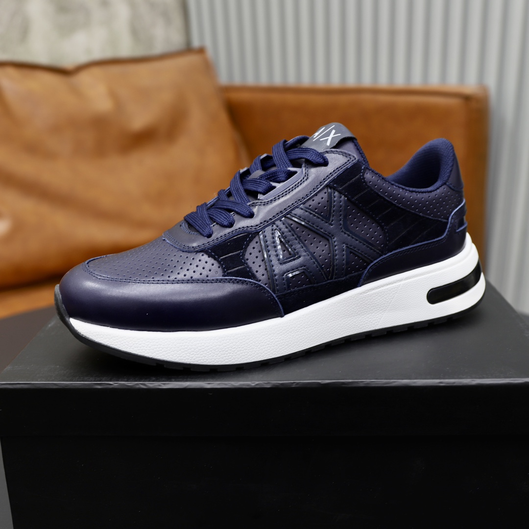 P: Marca: Armani ARM NI código estándar: 39-44 (38, 45 personalizado) Grado: el mismo sitio web ofic
