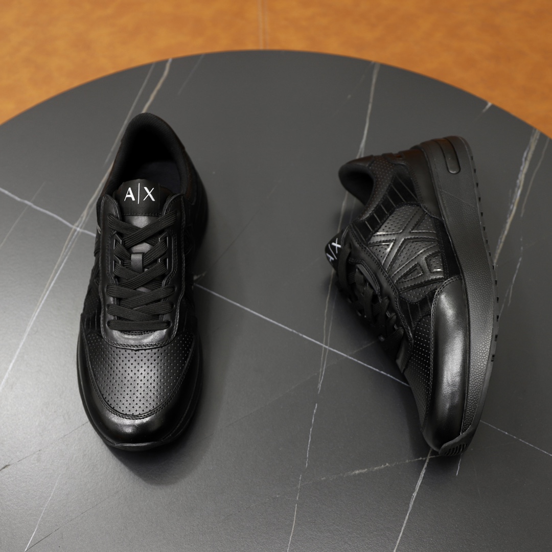 P: Marca: Armani ARM NI código estándar: 39-44 (38, 45 personalizado) Grado: el mismo sitio web ofic