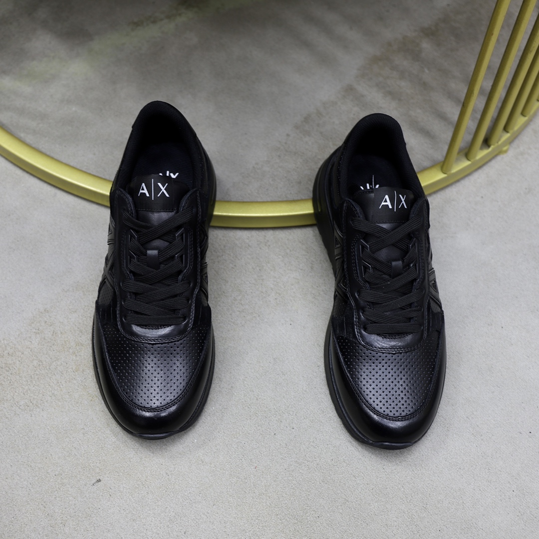 P: Marca: Armani ARM NI código estándar: 39-44 (38, 45 personalizado) Grado: el mismo sitio web ofic