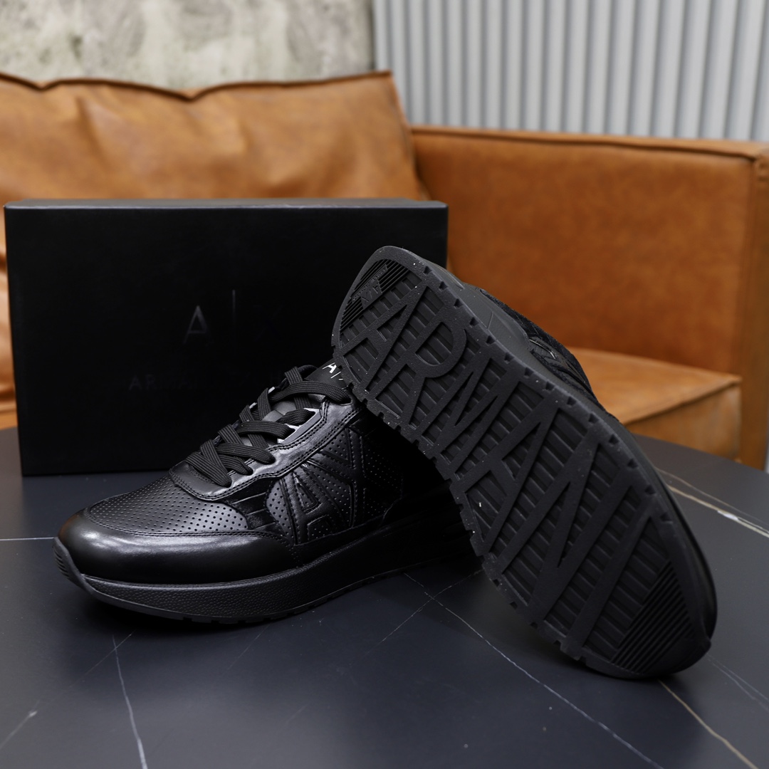 P: Marca: Armani ARM NI código estándar: 39-44 (38, 45 personalizado) Grado: el mismo sitio web ofic