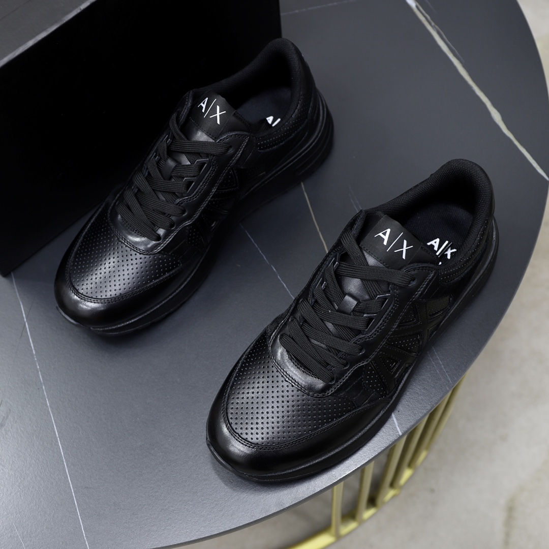 P: Marca: Armani ARM NI código estándar: 39-44 (38, 45 personalizado) Grado: el mismo sitio web ofic
