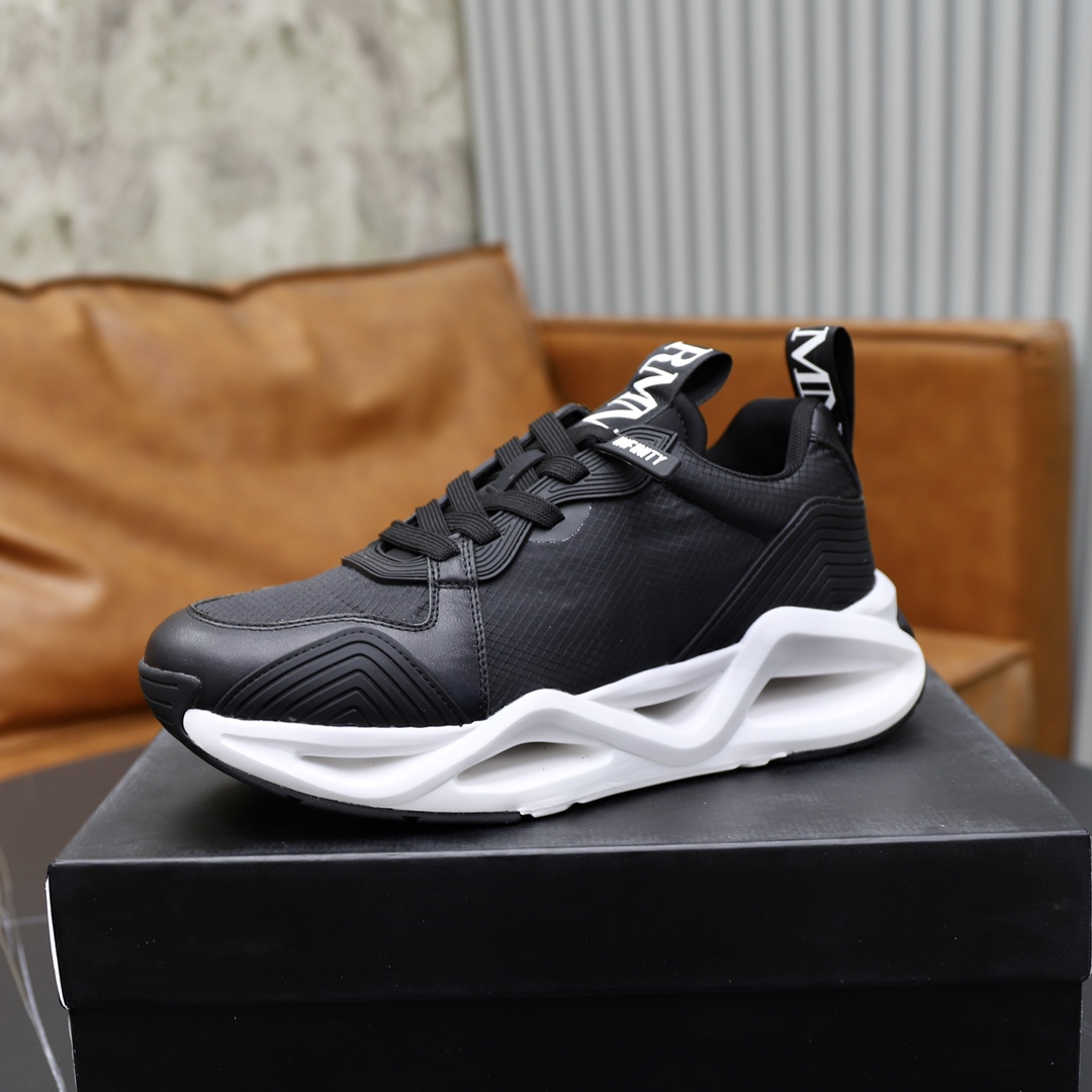 precio de fábrica: Marca: Armani ARM NI código estándar: 38-44 (45 personalizado) Grado: el mismo si