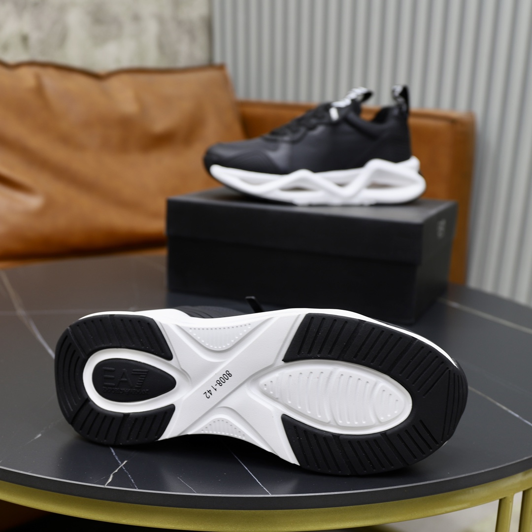 precio de fábrica: Marca: Armani ARM NI código estándar: 38-44 (45 personalizado) Grado: el mismo si