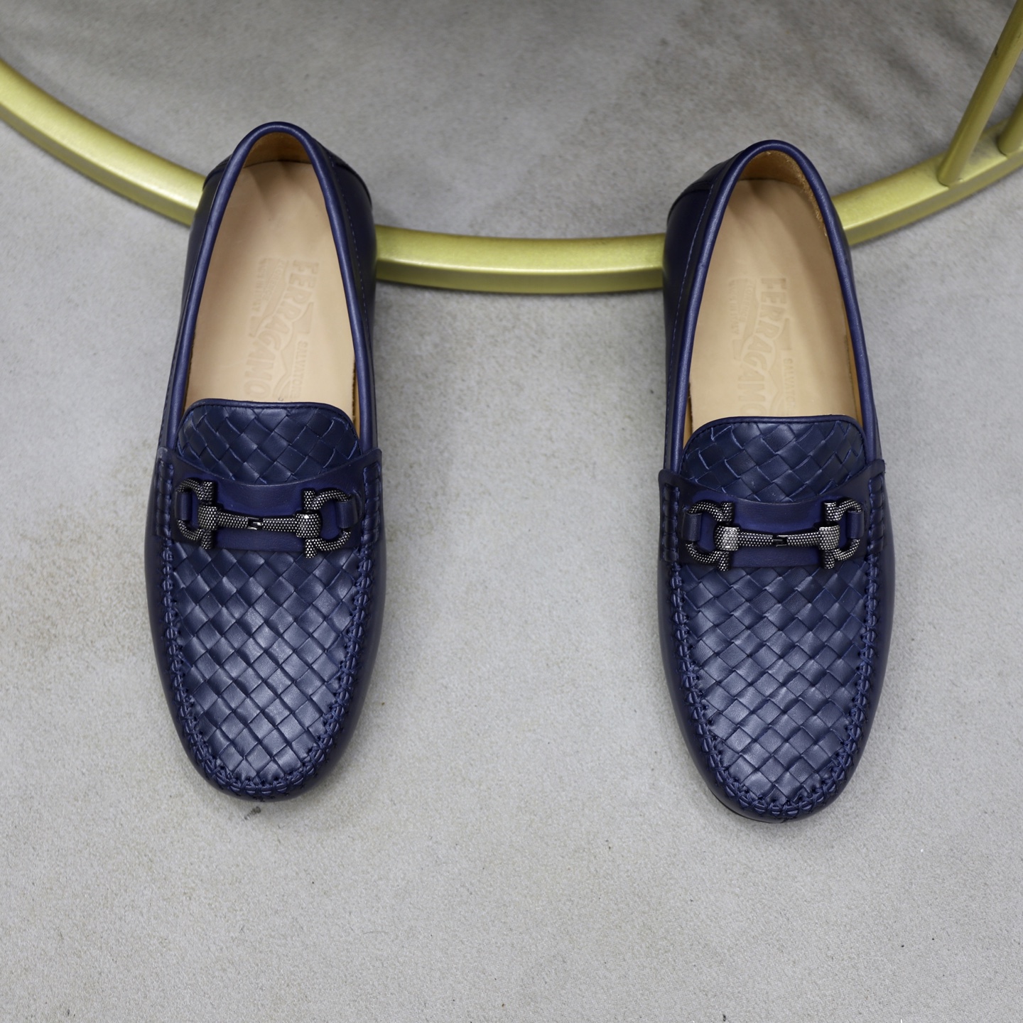 precio de fábrica: vaca Li marca: Ferragamo Ferragamo código estándar: código de los hombres 38/44 (