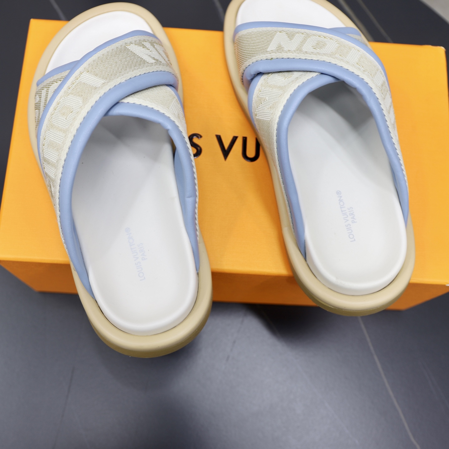 Louis Vuitton Women's Sandals,Embossed Cross Strap,Ladies Summer Slides 6 i1740240496042 8497 0 4