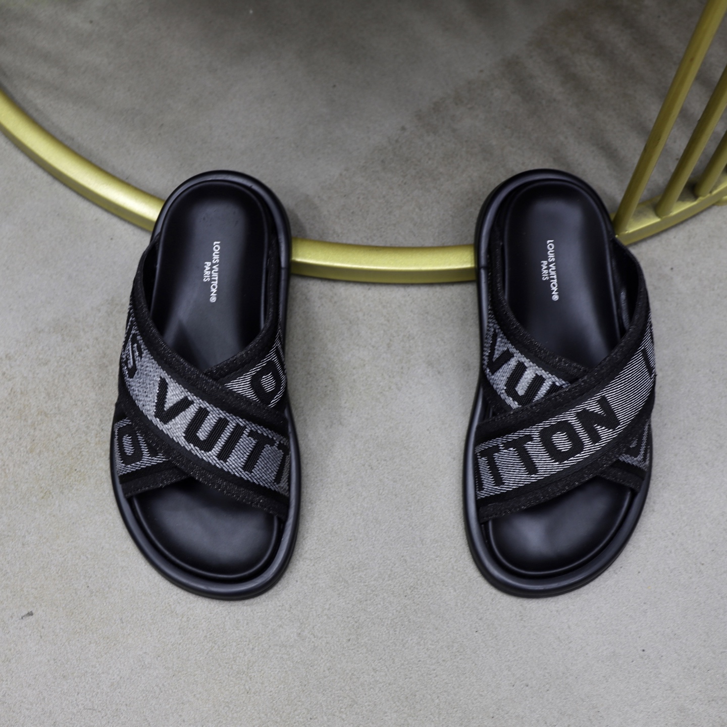 Louis Vuitton Women's Trendy Crisscross Band Flat Sandals Slides Slippers 4 i1740240760143 4159 0 2