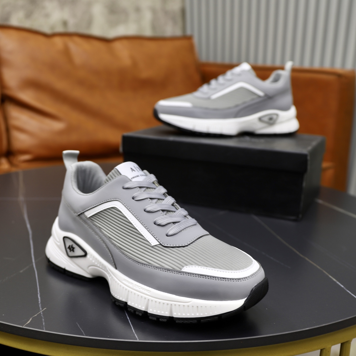 precio de fábrica: Marca: Armani código estándar: 38-44 (45 personalizado) Grado: los mismos modelos