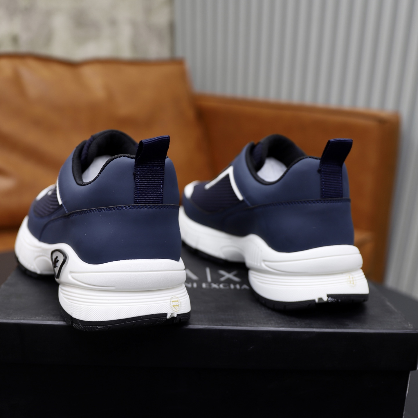 precio de fábrica: Marca: Armani código estándar: 38-44 (45 personalizado) Grado: los mismos modelos