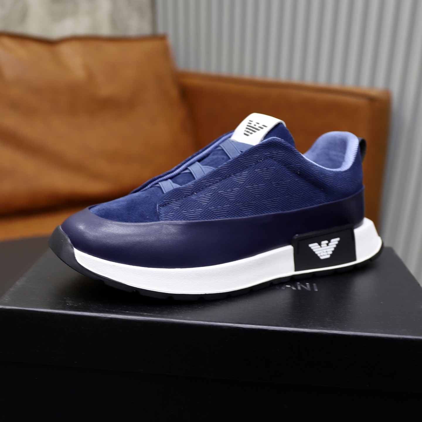 precio de fábrica: Marca: Armani código estándar: 38-44 (45 personalizado) Grado: los mismos modelos