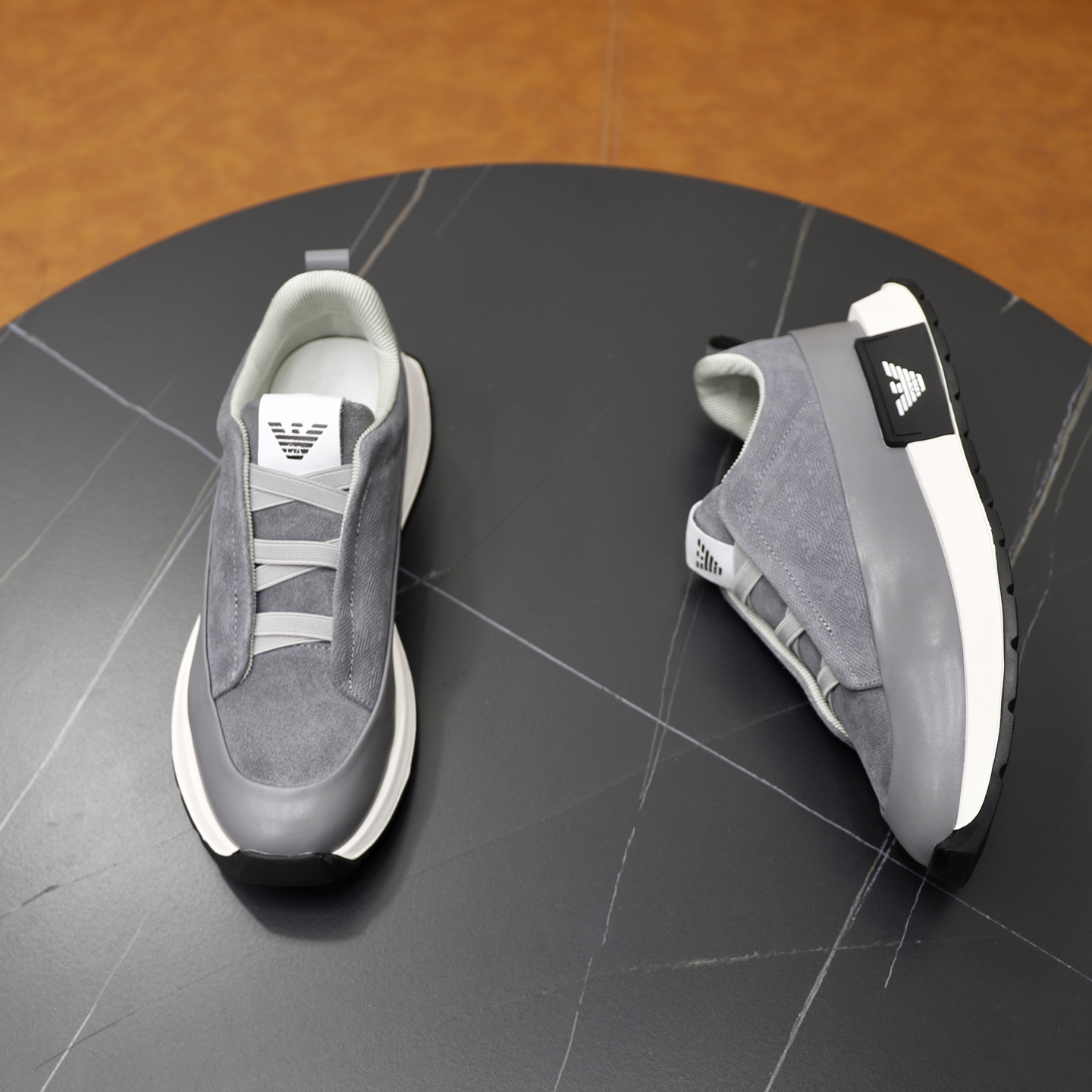precio de fábrica: Marca: Armani código estándar: 38-44 (45 personalizado) Grado: los mismos modelos