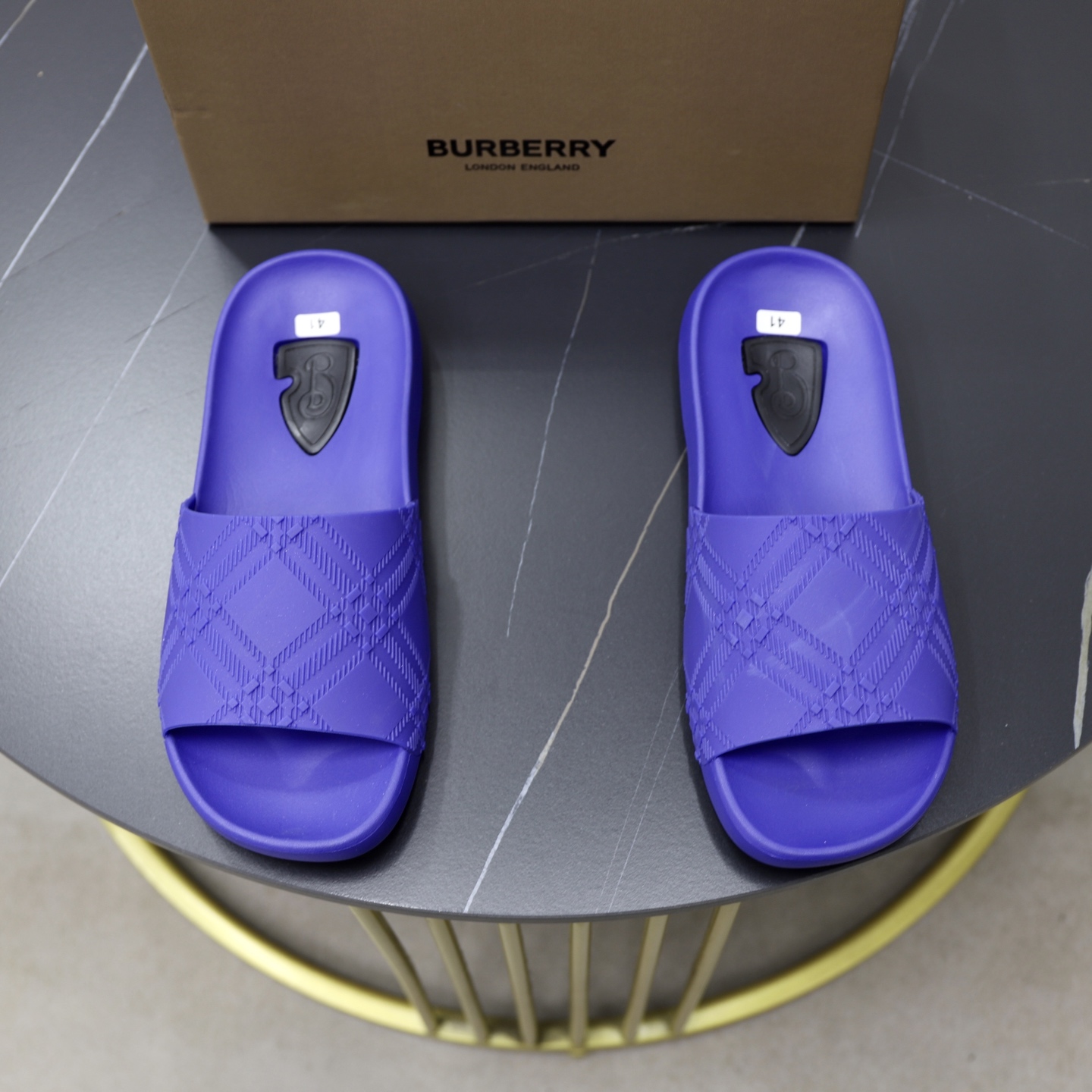 Precio de fábrica: Marca: Burberry Yardage: 38-44 (45 personalizado) Grado: Contador Original único 