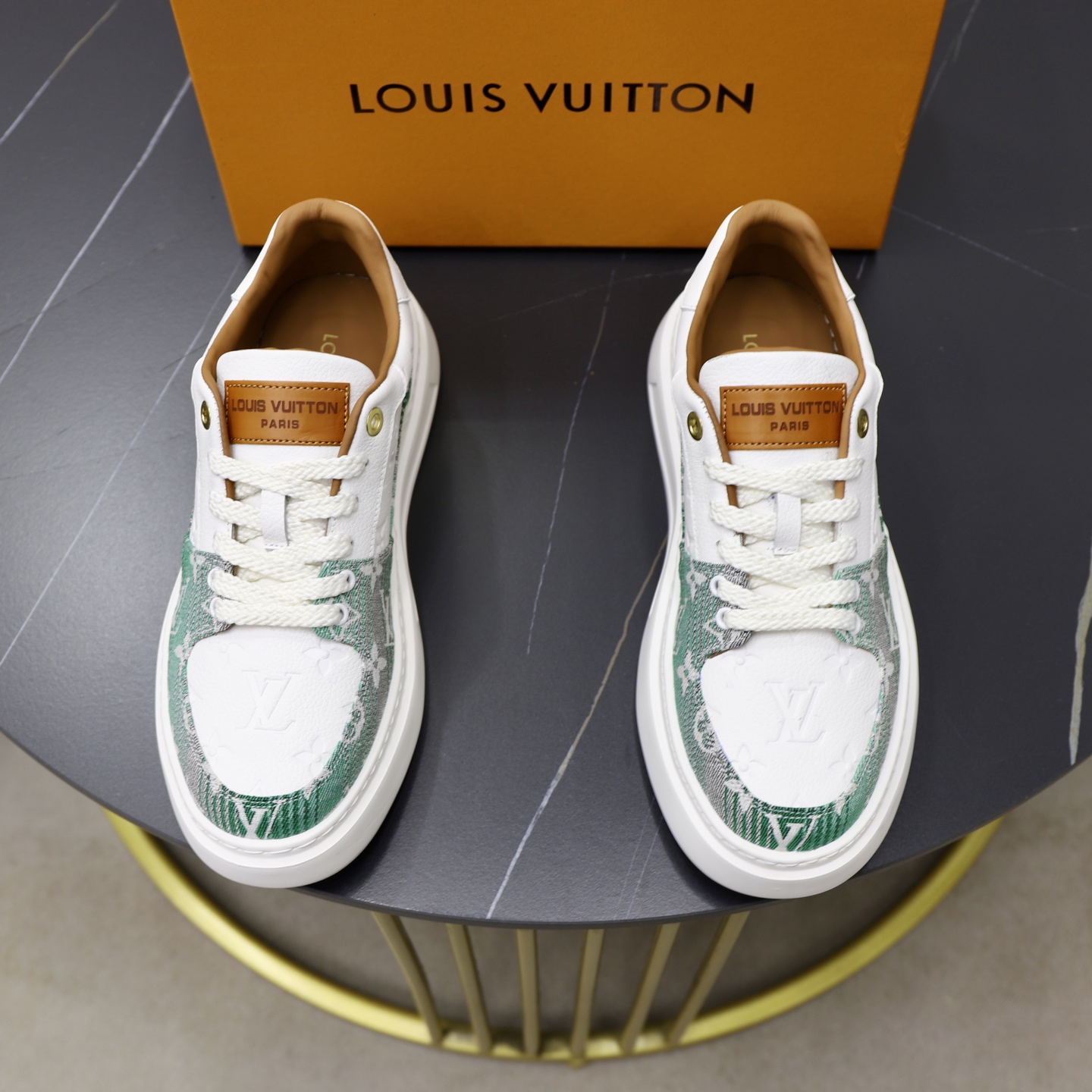 NO:274530,♂♂ Brand LV Louis Vuitton Standard Code 38-44 (45 customized) Grade official website The same style Material original fabric Comfortable cowhide inner Heightening Lightweight Wear-resistant Soft Sole Style Category Men's Fashion Casual Shoes Running Sports Shoes Honorable Luxury Brand Elements Top Luxury Color Real Picture Color, Louis vuitton, louis vuitton, sneakers, cowhide19860909♂♂♂ 品牌LV路易威登 标准码38-44（45订做） 等级官网同款 材料原版面料 舒适牛皮内里 增高轻便耐磨柔软大底 款式类别男士时尚休闲鞋 跑步 运动鞋 尊贵奢侈品大牌元素 顶级奢华 颜色实物图片色,,louis vuitton,louis vuitton,sneakers,cowhide,Men's shoes