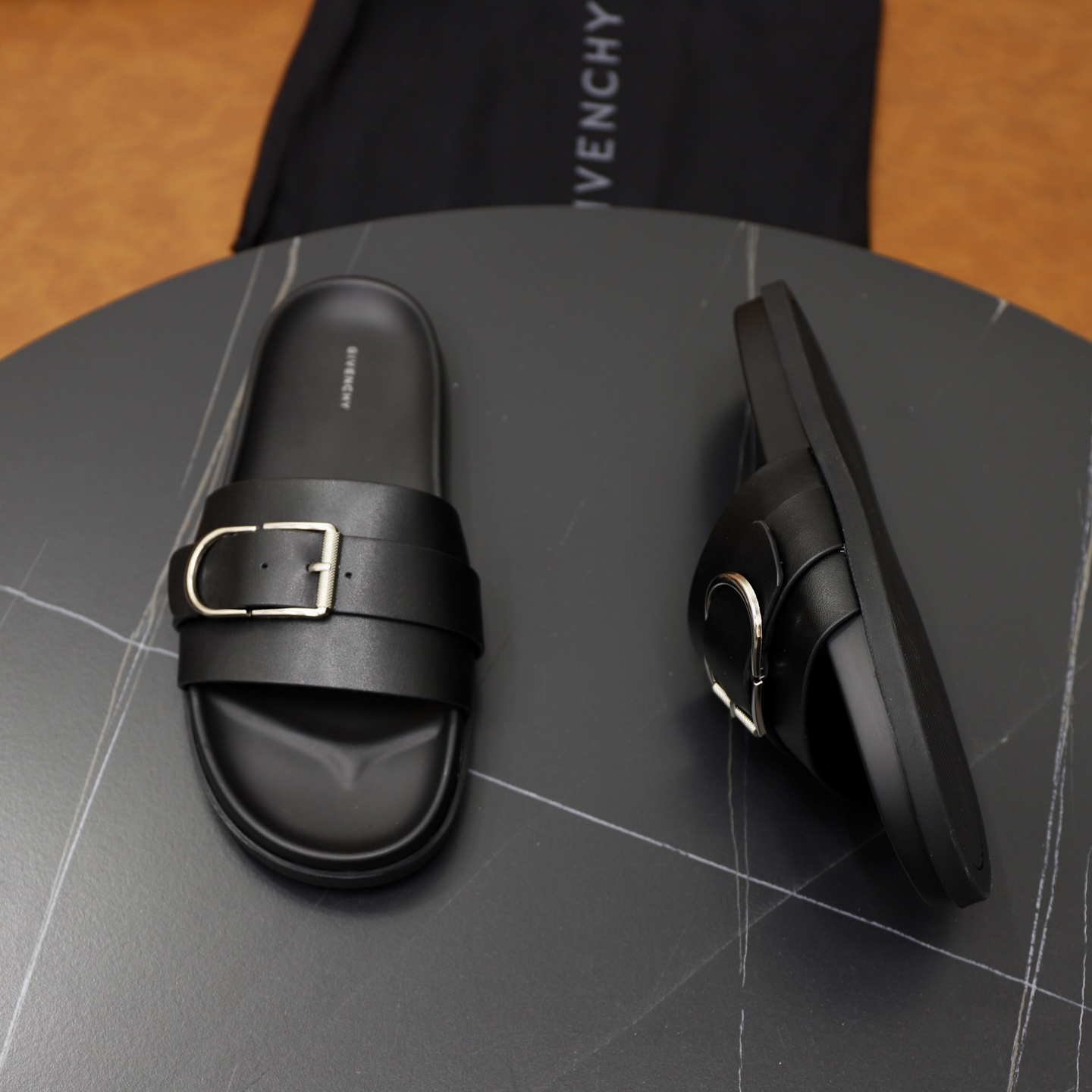 Givenchy Men's Black Leather Buckle Detail Slides Sandals Size EU 38-44 8 i1743524042232 3104 0 6