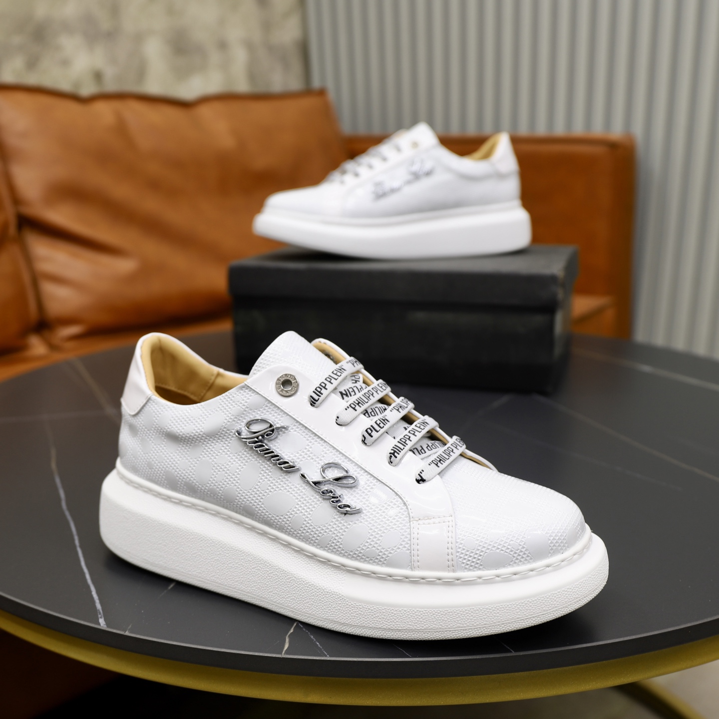 Philipp Plein White Leather Sneakers with Rhinestone Embellishments 9 i1743609984119 9855 0 7