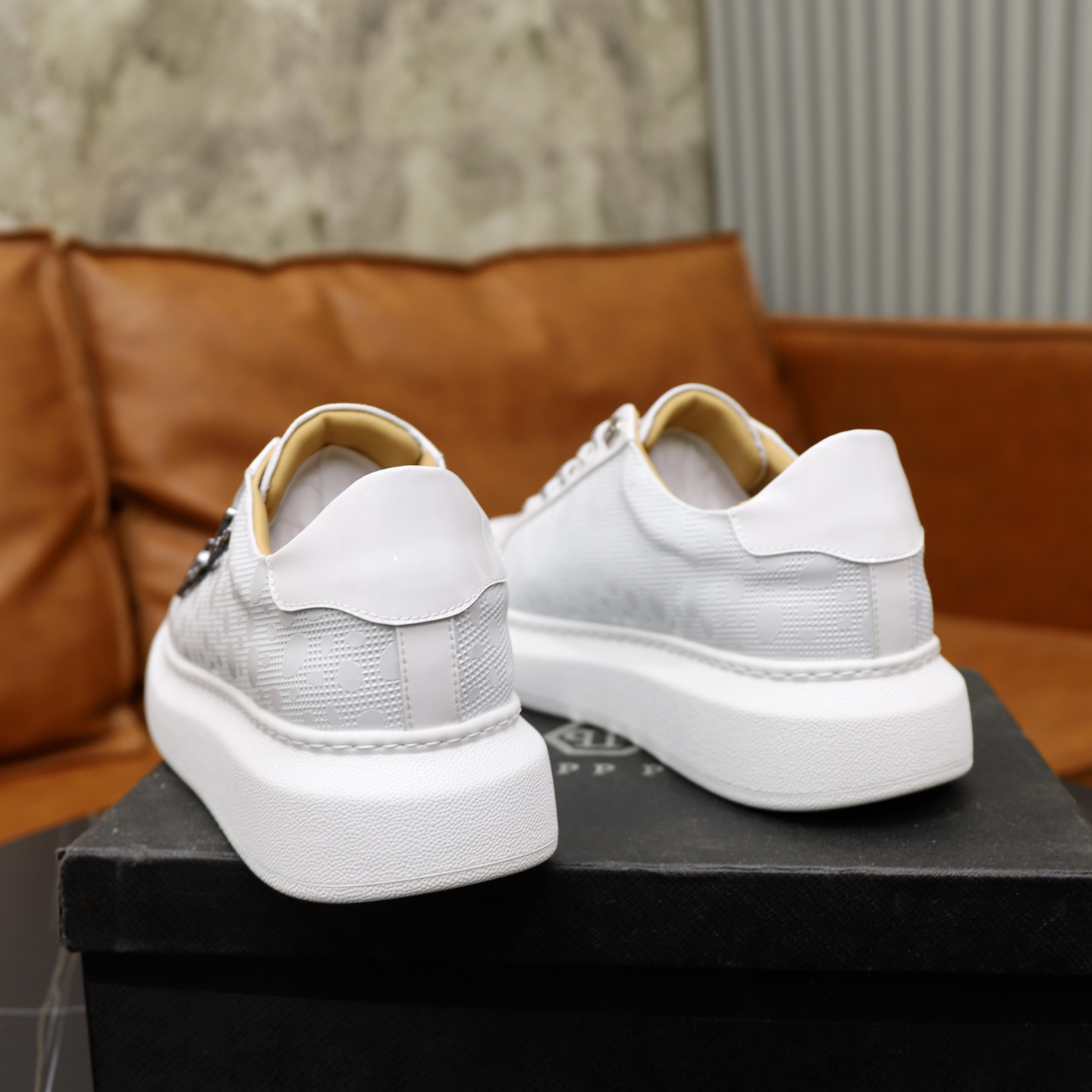 Philipp Plein White Leather Sneakers with Rhinestone Embellishments 6 i1743609985213 4970 0 4