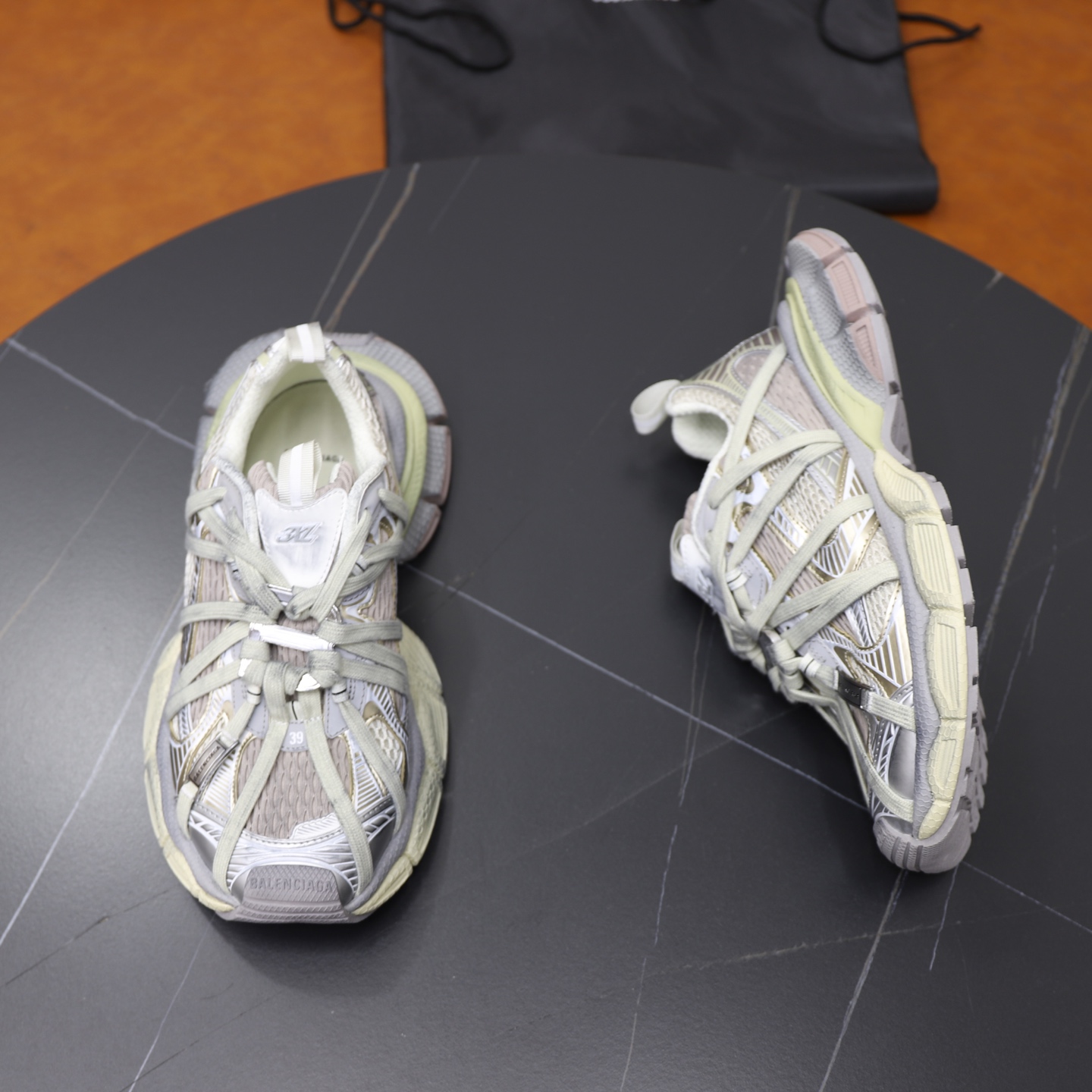 Balenciaga Spider-Man Metallic Outdoor Concept Sneakers Tess - Exclusive Edition 8 i1743610314761 851 0 6