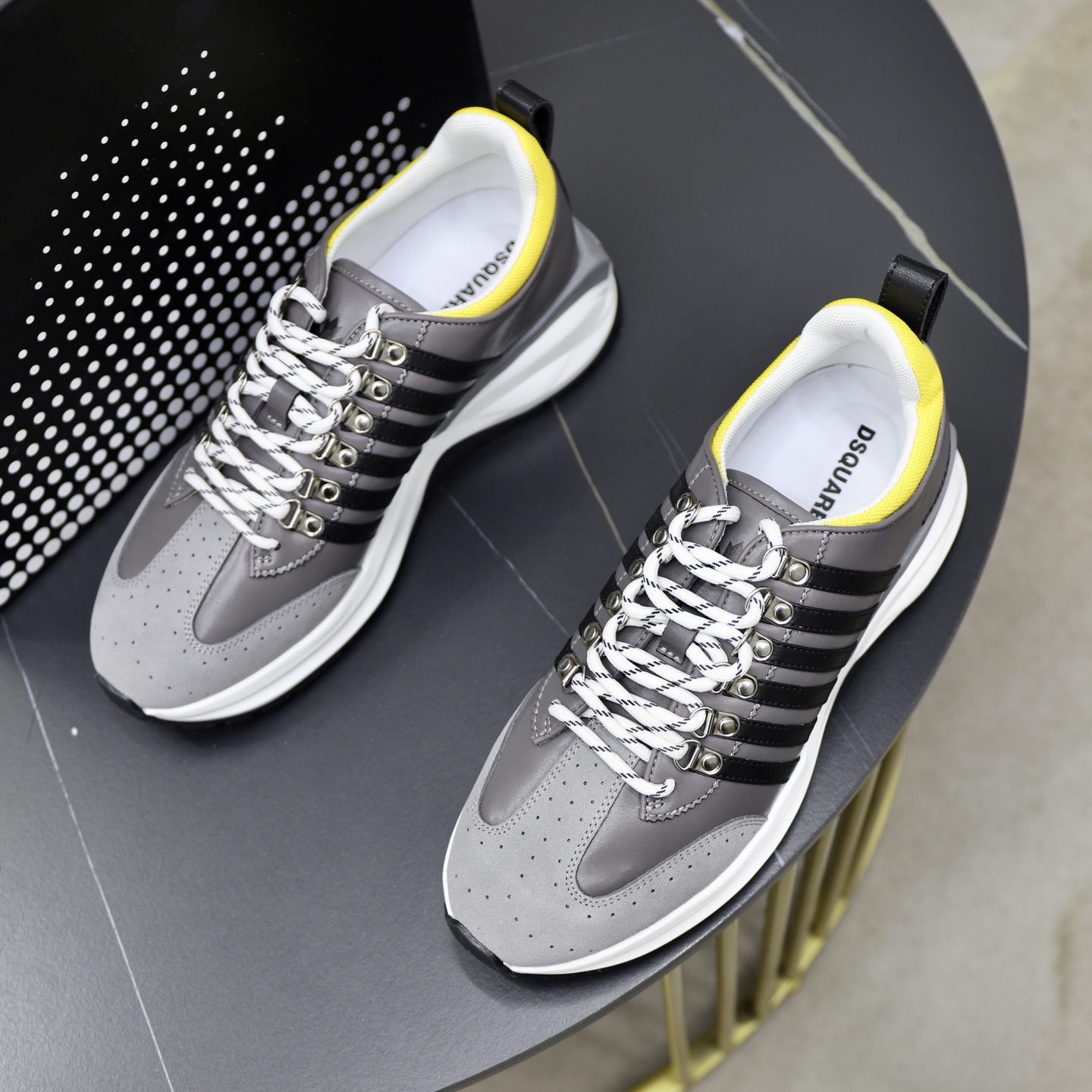 Dsquared2 Men's Gray Leather Lace-Up Sneakers - Fashionable and Comfortable 3 i1743955808330 996 0 1