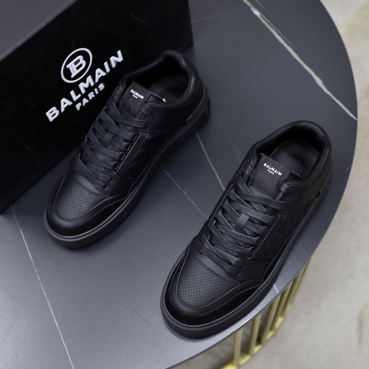 Balmain Men's Black Leather Low-Top Sneakers with Embossed Upper 3 i1744733555805 709 0 1