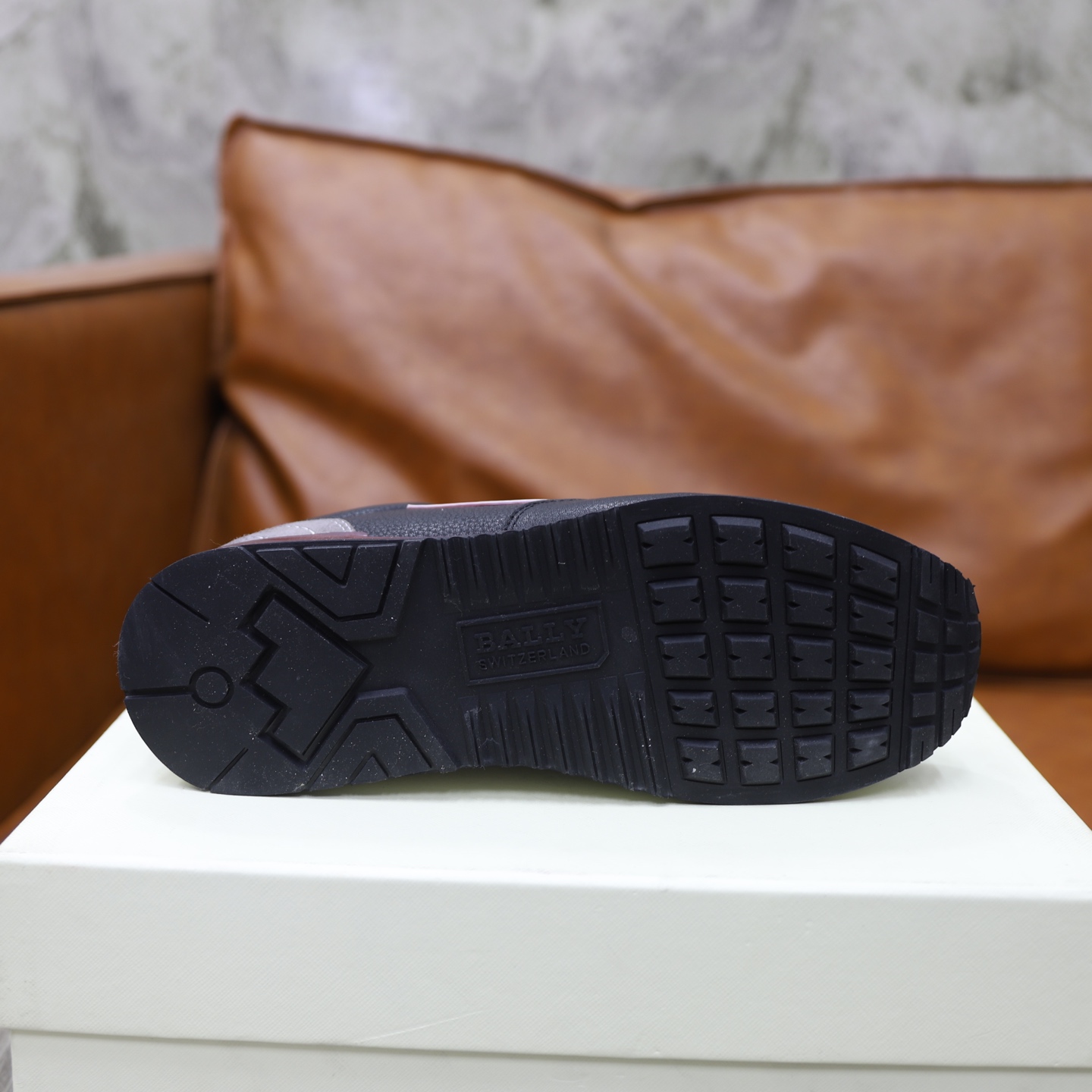 Bally Classic Leather Sneakers for Men - Comfortable & Durable 9 i1744820379376 6404 0 7