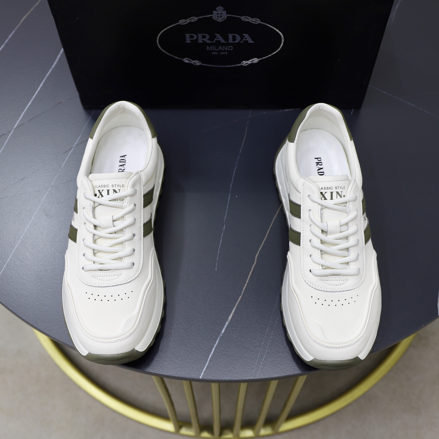 NO:279745,♂♂ Brand Prada PRADA Standard Code 38-44 (45 customized) Grade official website The same model Material original material splicing Comfortable and breathable inner Lightweight wear-resistant sports sole Style category Men's fashion casual shoes Running Sports shoes Honorable luxury brand elements Top luxury Color real picture color, Prada, prada, sneakers19860909♂♂♂ 品牌普拉达PRADA 标准码38-44（45订做） 等级官网同款 材料原版材料拼接 舒适透气内里 轻便耐磨运动大底 款式类别男士时尚休闲鞋 跑步 运动鞋 尊贵奢侈品大牌元素 顶级奢华 颜色实物图片色,,prada,prada,sneakers,Men's shoes