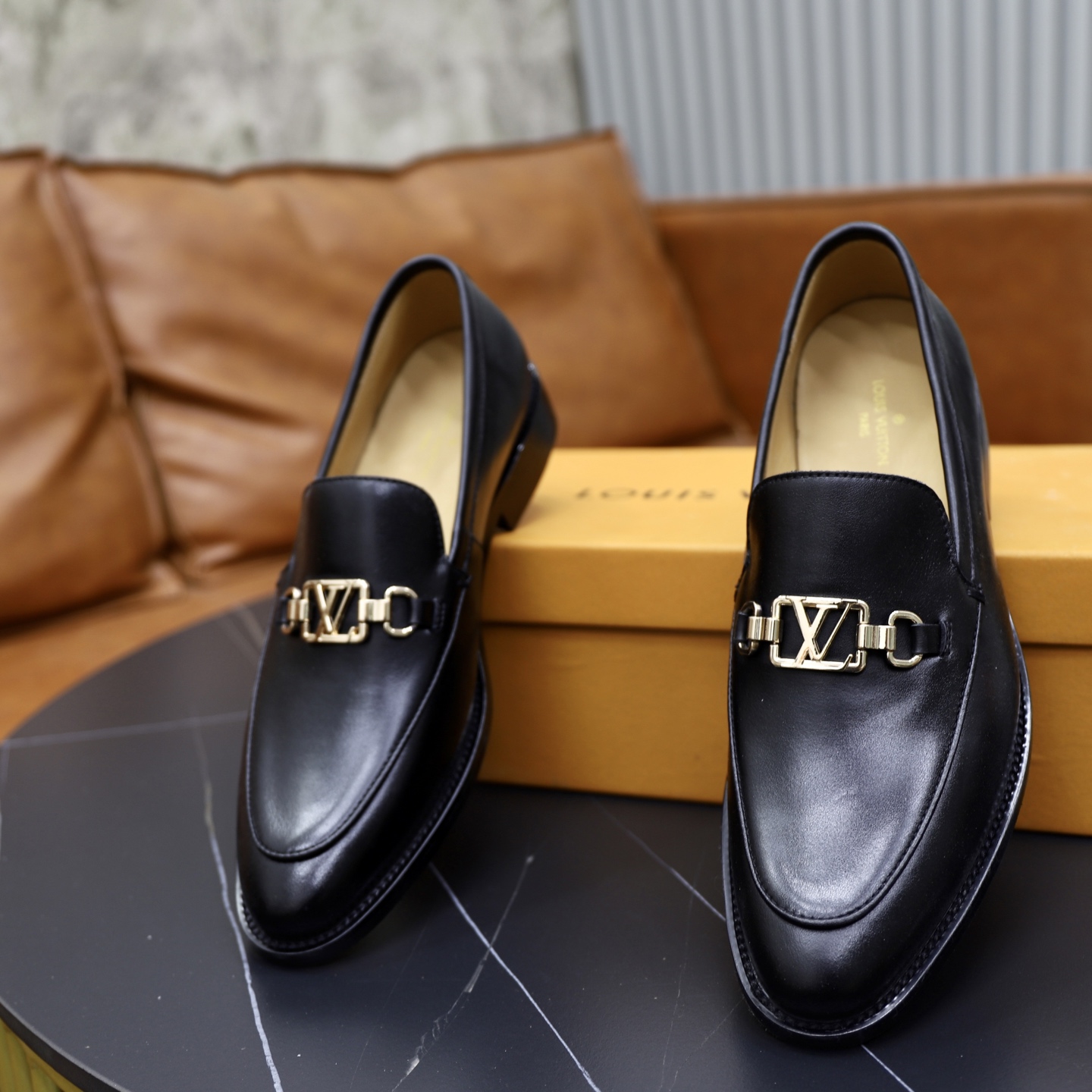 Louis Vuitton Classic Leather Loafers - Business Casual Slip-Ons 7 i1745510837712 885 0 5