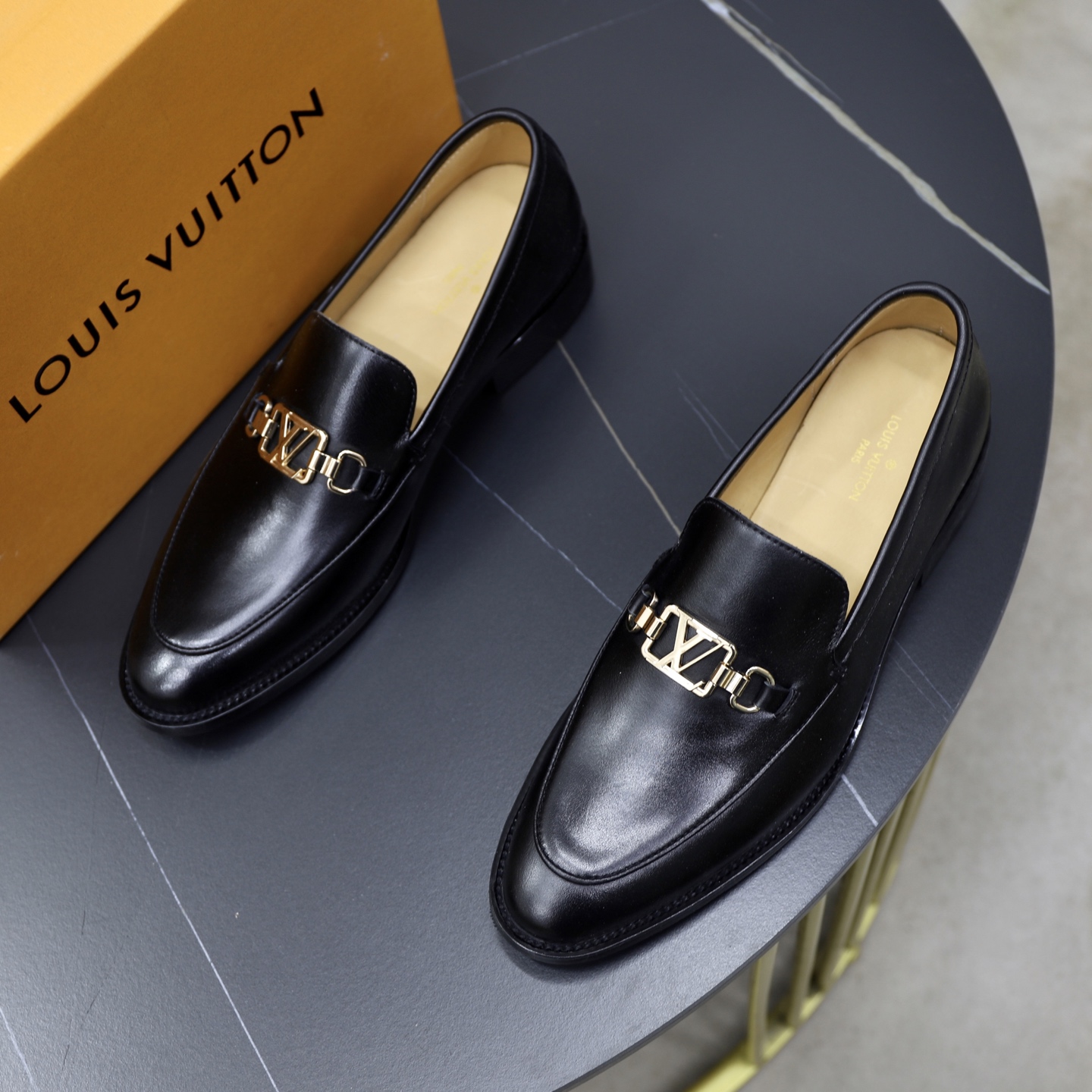 Louis Vuitton Classic Leather Loafers - Business Casual Slip-Ons 3 i1745510837744 2241 0 1